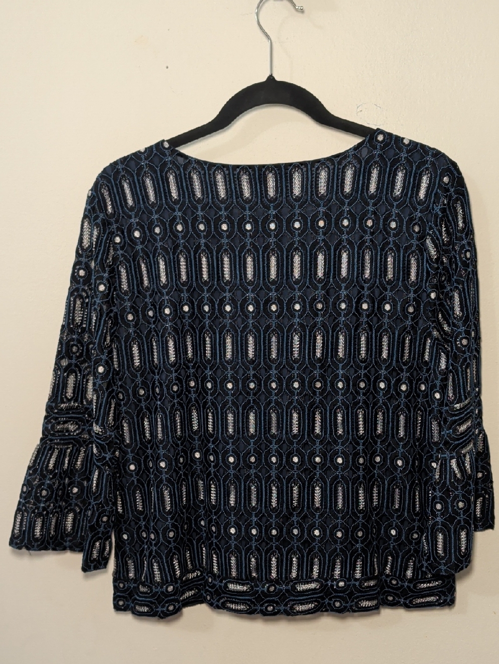 LOFT Navy Lace Eyelet Bell-sleeve Top Silver Embroidery Office Women's Size M - Picture 7 of 7